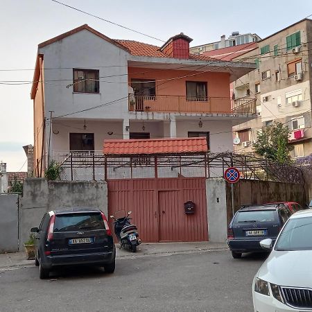 Klev'S Apartments Shkodra Exterior foto